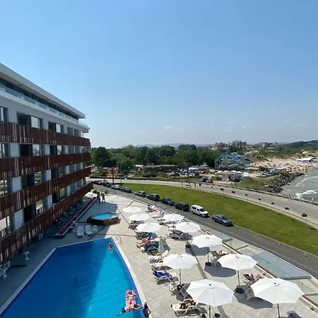 Paradiso B 210 Private Sea View Apartment
